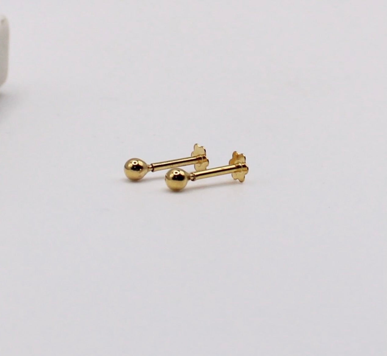 Plain Ball Studs | pair