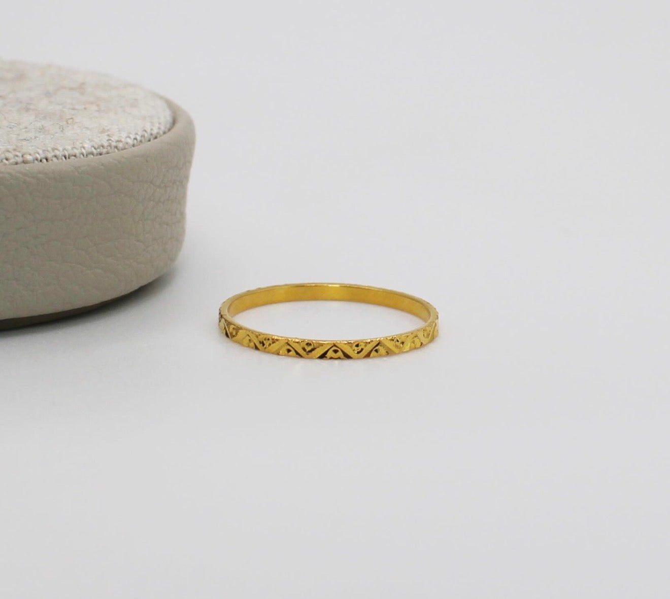 Lunara Band Ring | 18carat