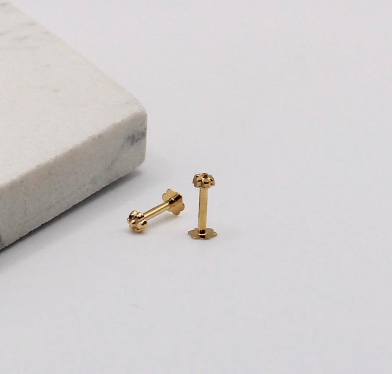 Flower Studs | 2.5mm