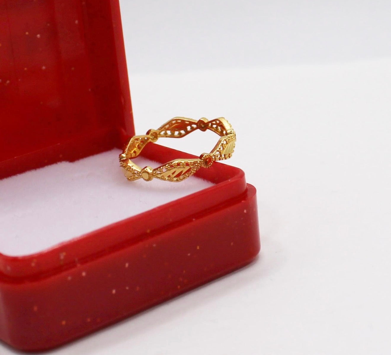 Dainty Wavy Ring | size L