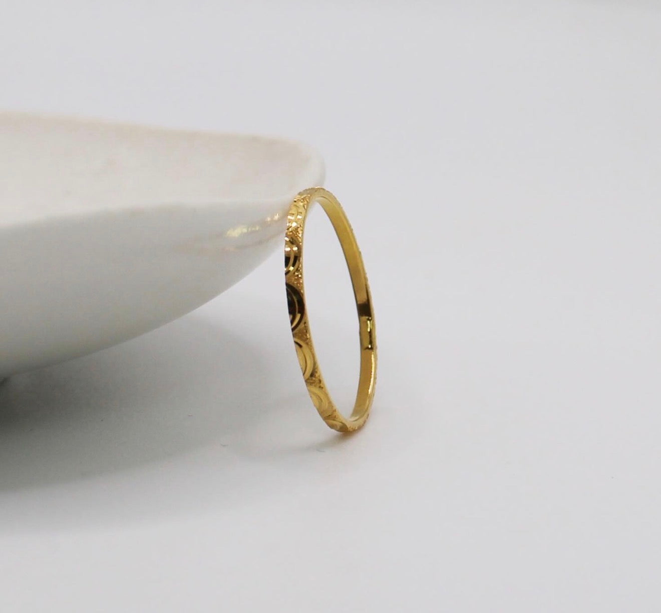 Lunar Band Ring | 18carat