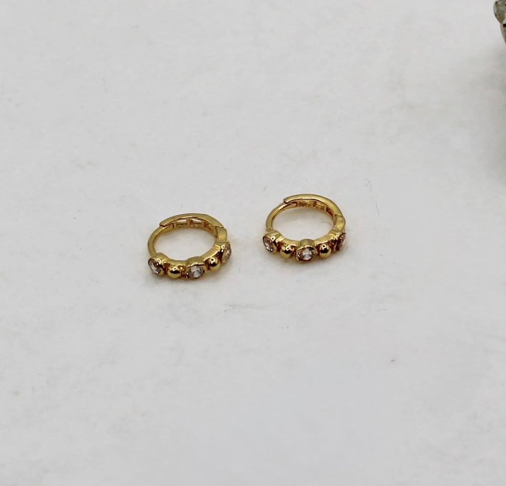 3-cubic Huggies | 7mm