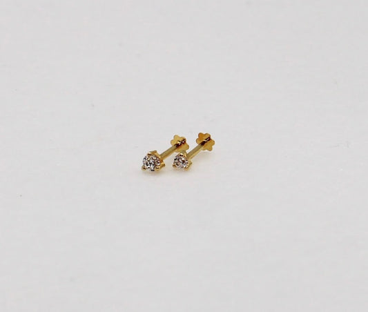 Triangular Diamanté Stud | 18carat