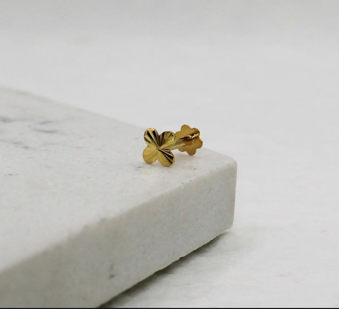 Four-leaf Stud | Single