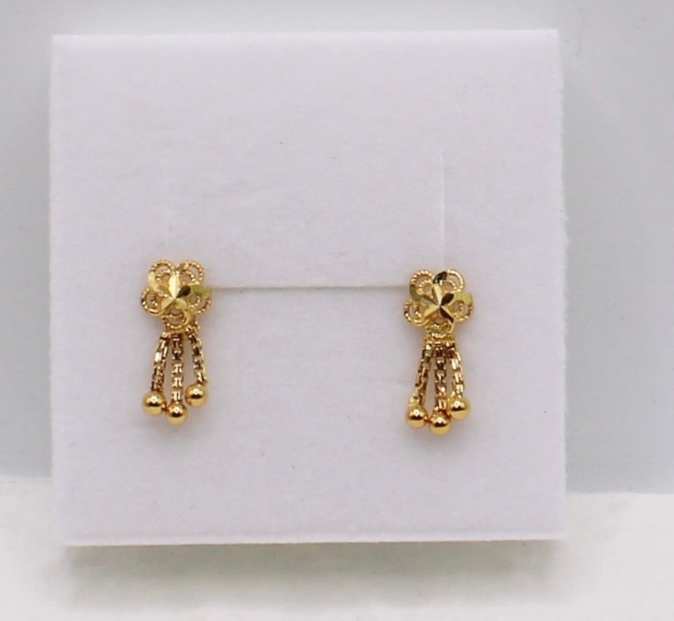 Tiny Drape Studs