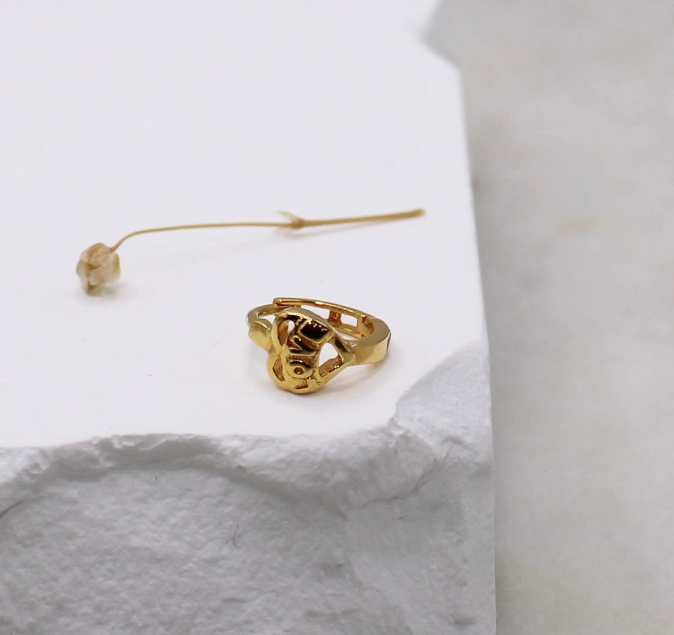 ‘LOVE’ Hoop (7.2mm)