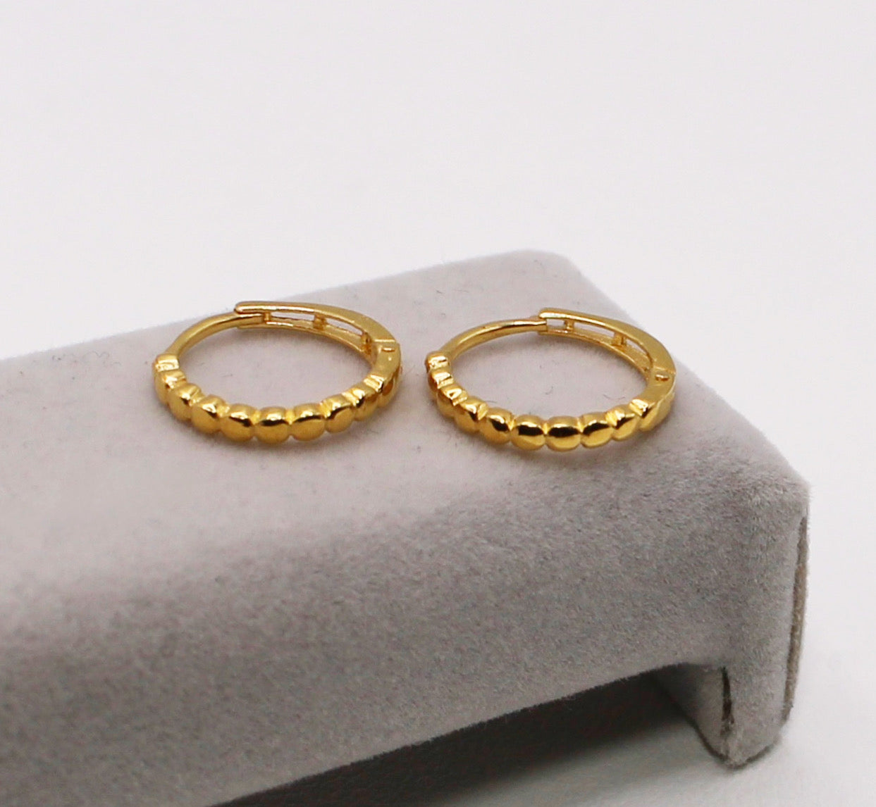Simple Thin Hoops