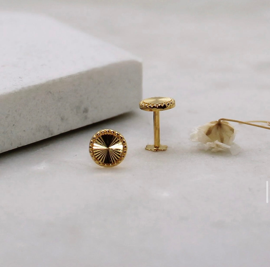 Dotted Small Round Studs