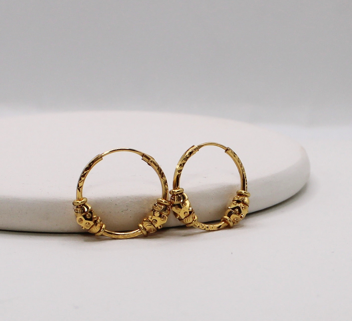 Double-ball 18carat Hoops