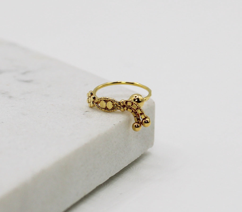 Detailed Chain-dangle Hoop