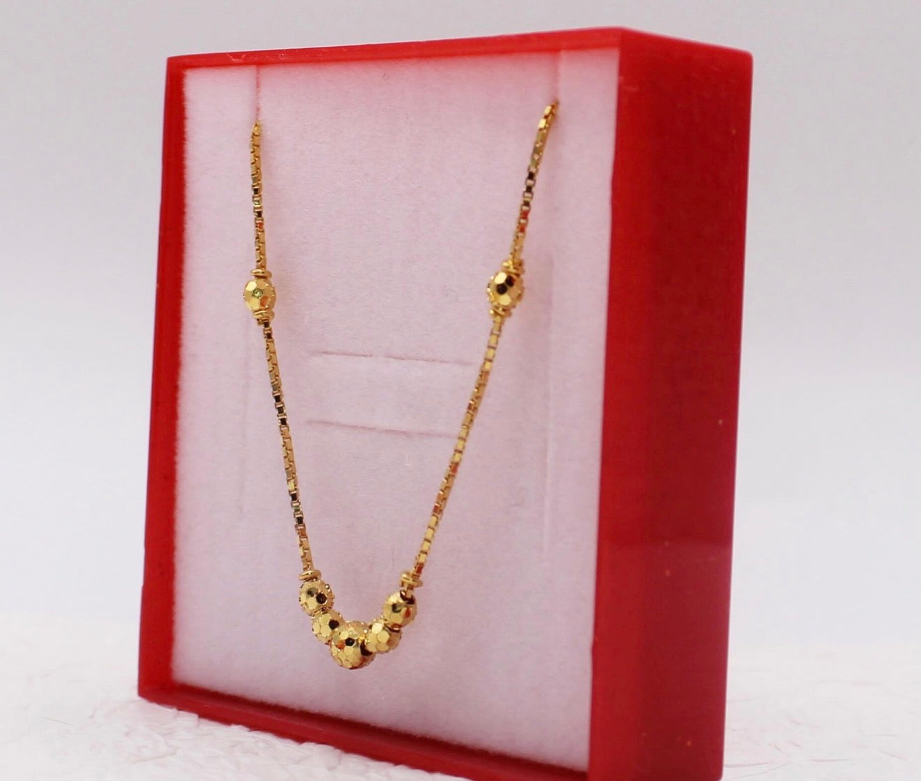 Dainty Beaded Necklace | 22carat