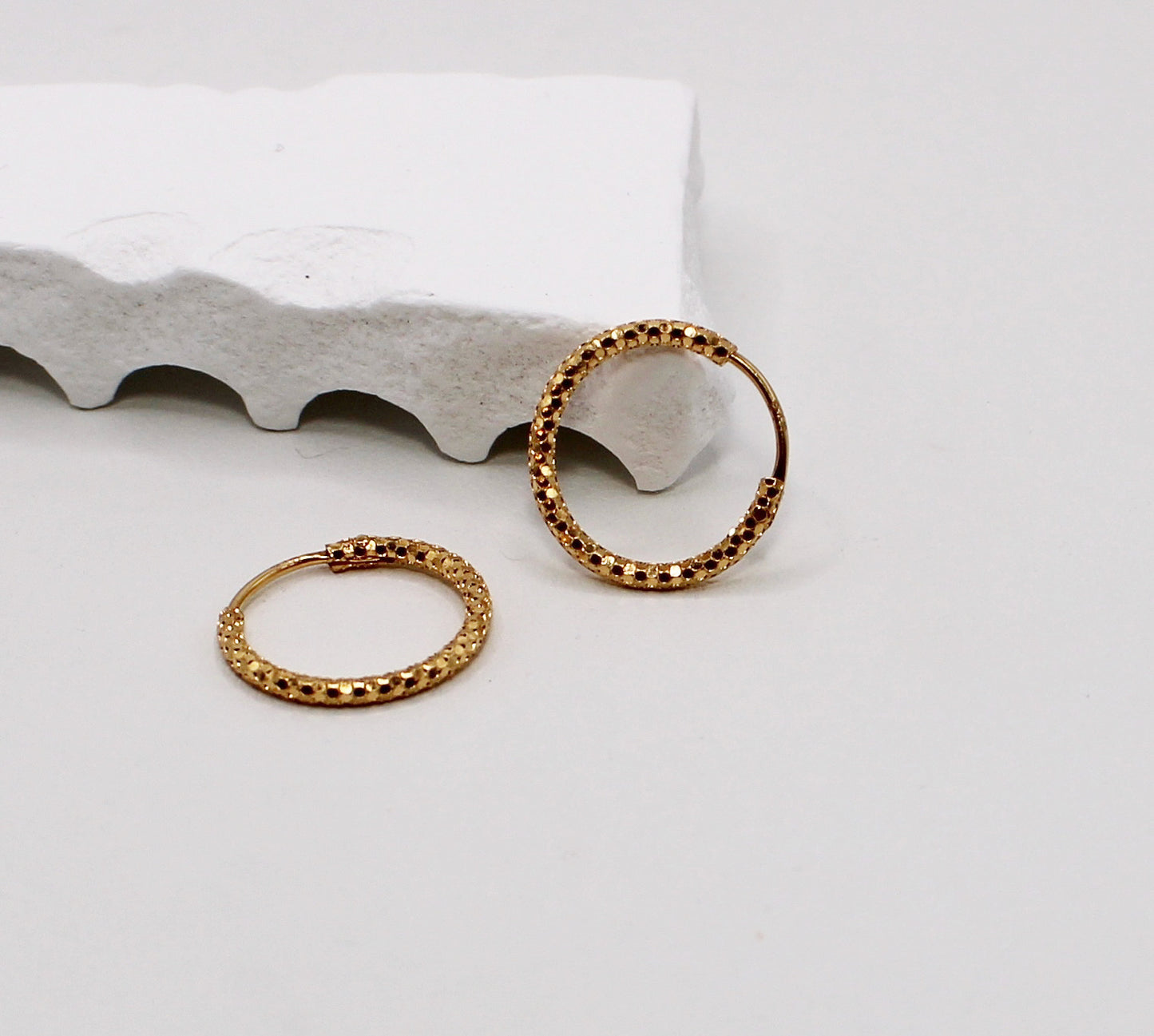 Small 22carat Dotted Hoops