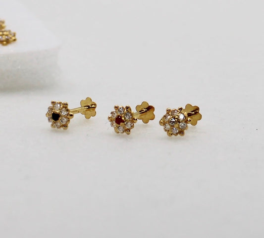 Daisy Studs | 4.5mm
