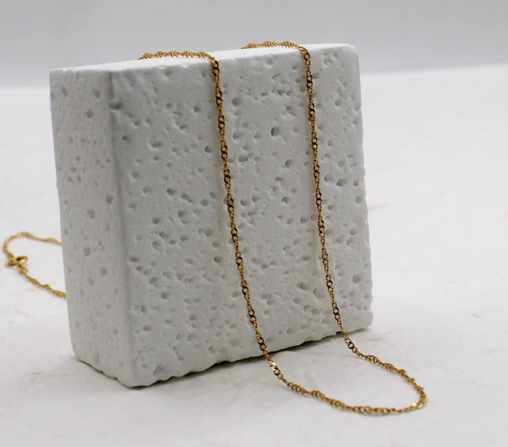 Super Dainty Ripple Chain