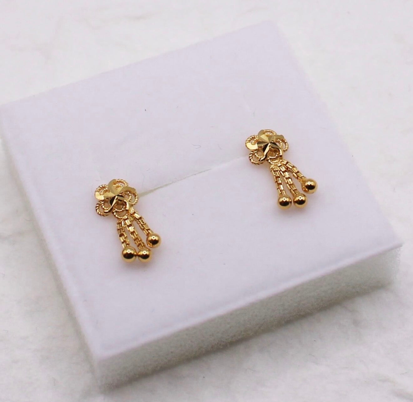 Tiny Drape Studs