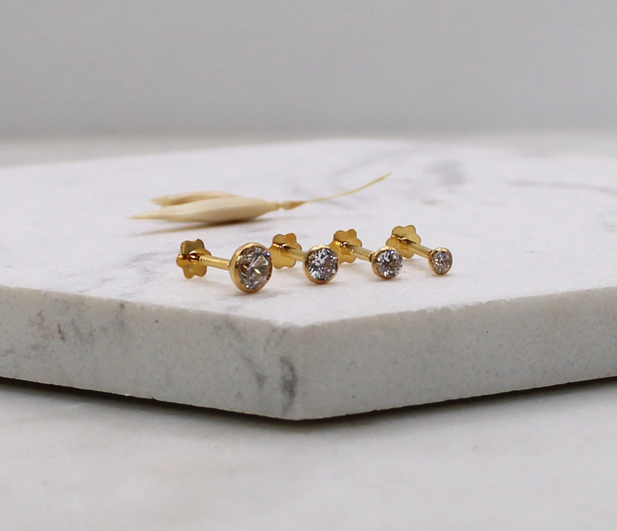 Clean Round Stud (single piece)