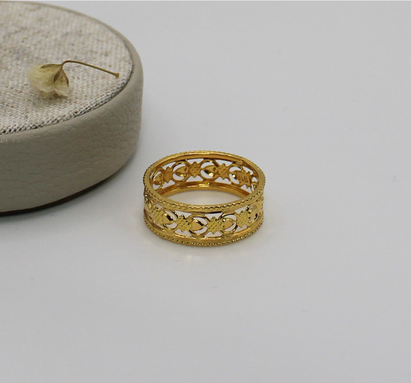 Detailed 22carat Ring