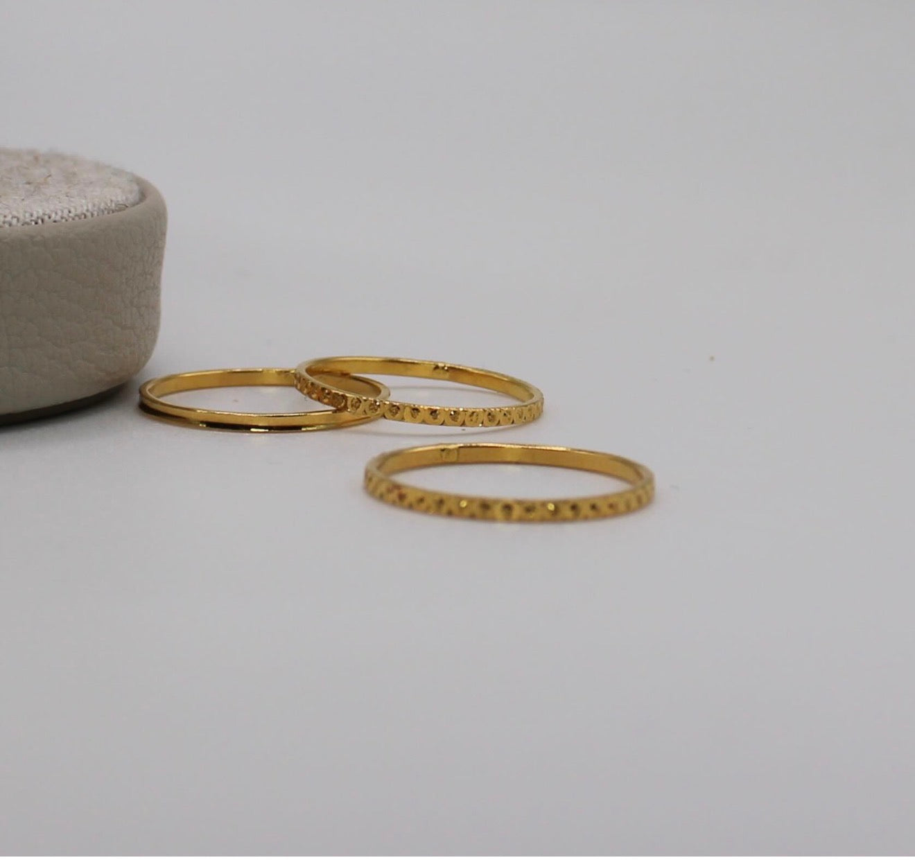 Dainty 18carat Stacking Rings | Size M - Set of 3