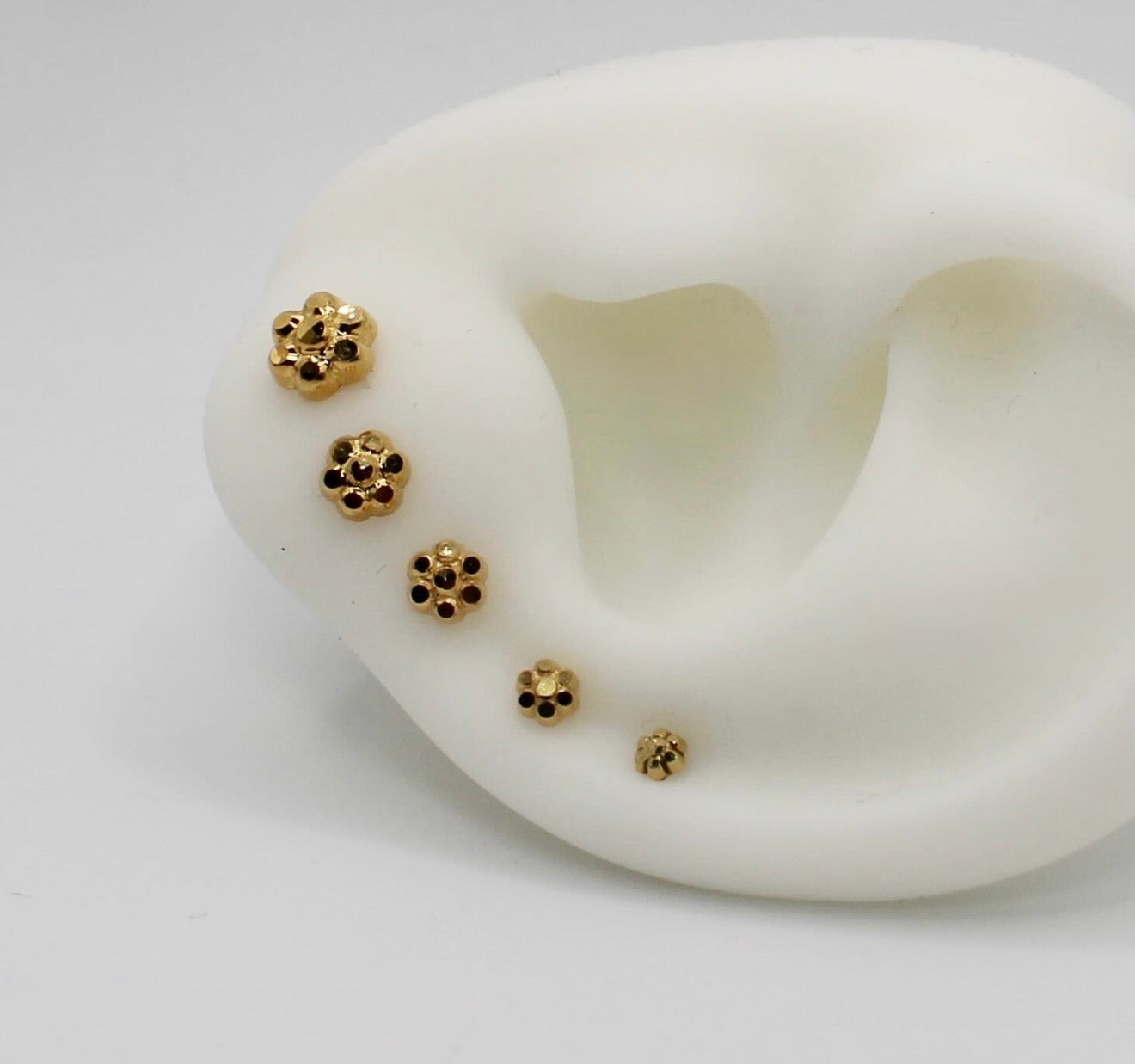 Gold Flower Stud | 18carat