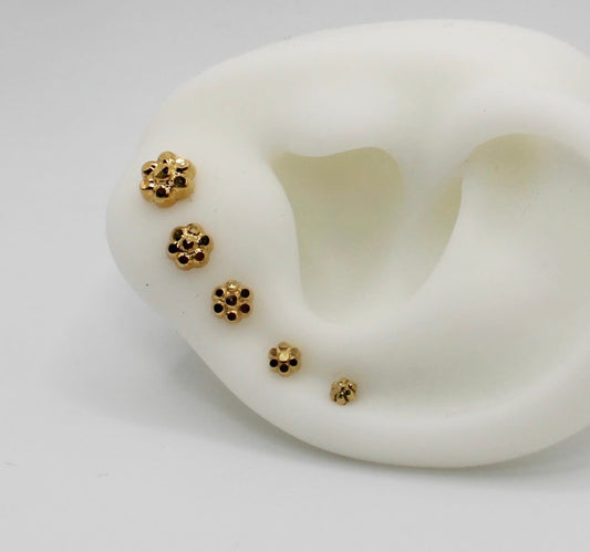 Gold Flower Stud | 18carat