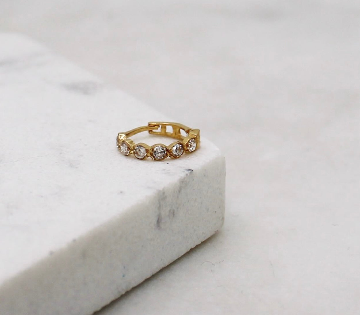 Thin Clear Crinkle Hoop