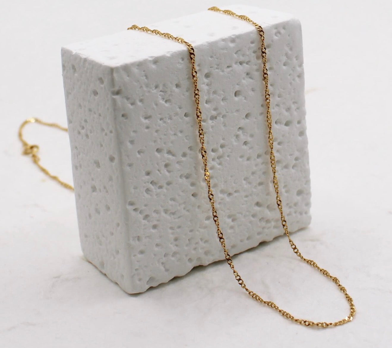 Super Dainty Ripple Chain