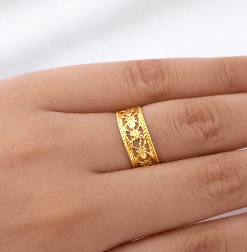 Detailed 22carat Ring