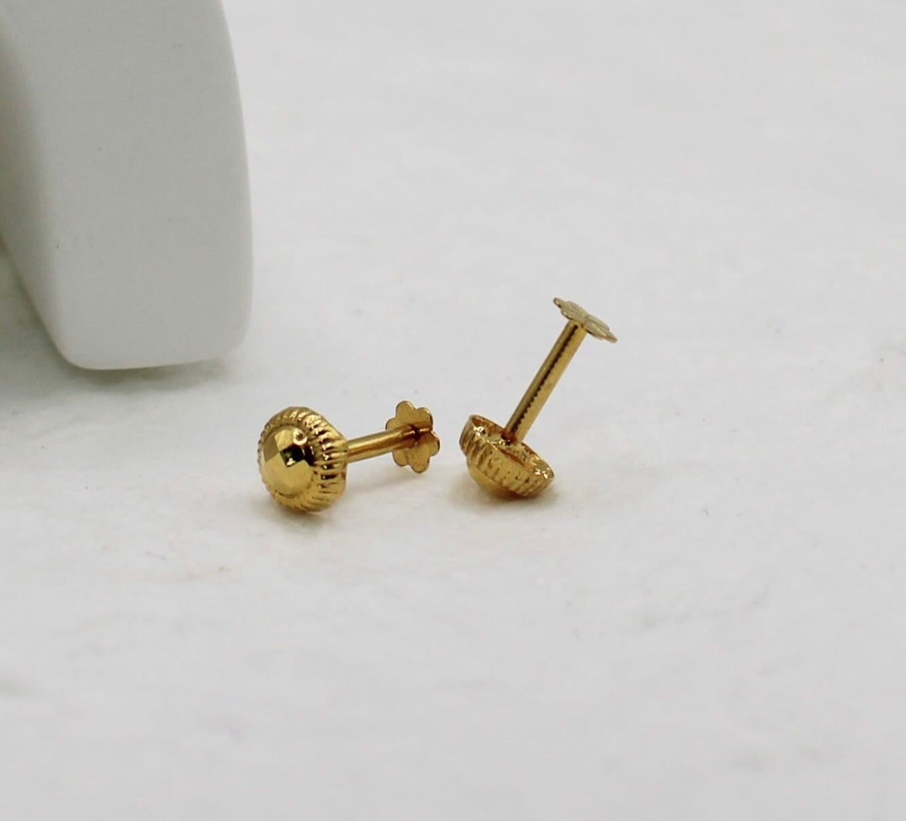Hollow Halo Studs | 14carat