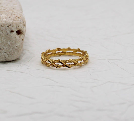 Golden Vine Weave Ring | size i