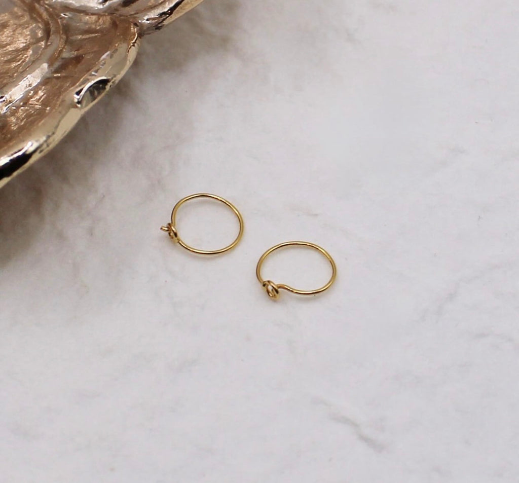 Super Dainty Minimal Hoops