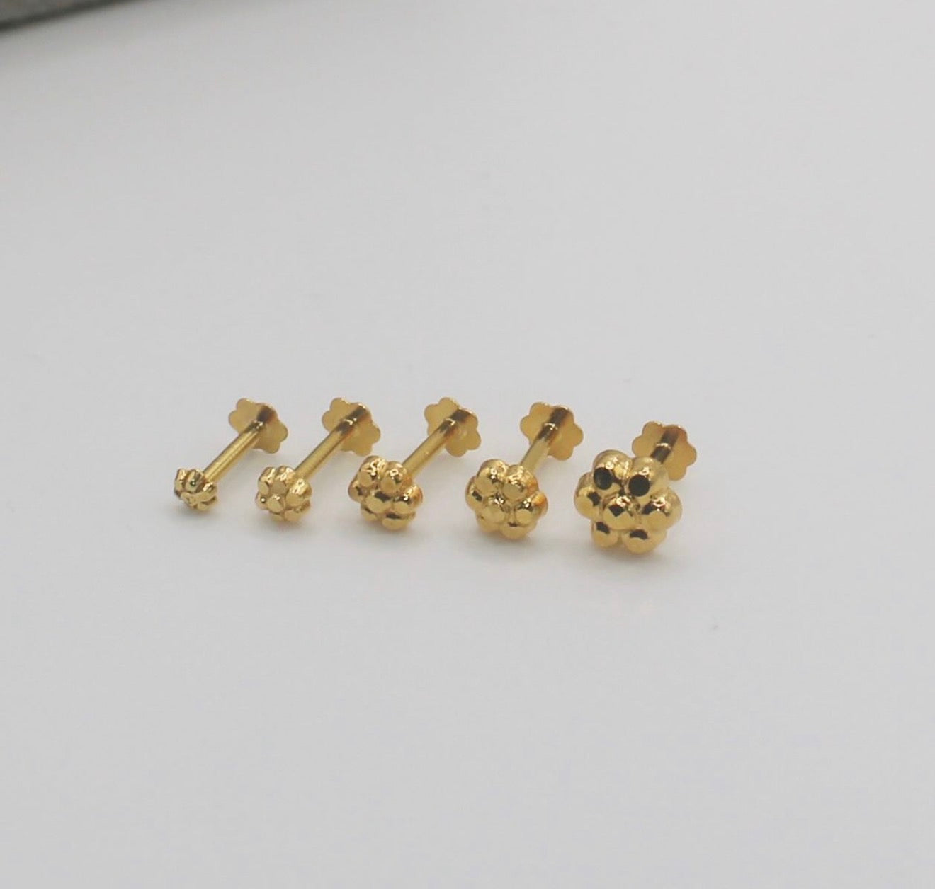 Gold Flower Stud | 18carat