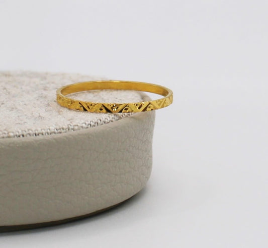 Detailed Band Ring | 18carat