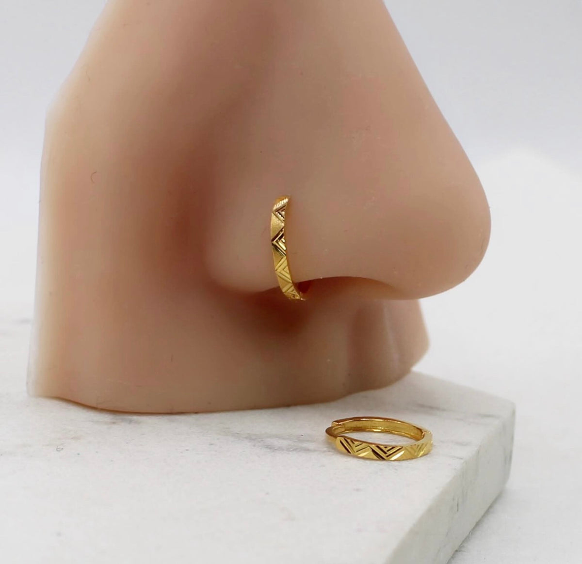 Thin Detailed Hoop | 8.5mm