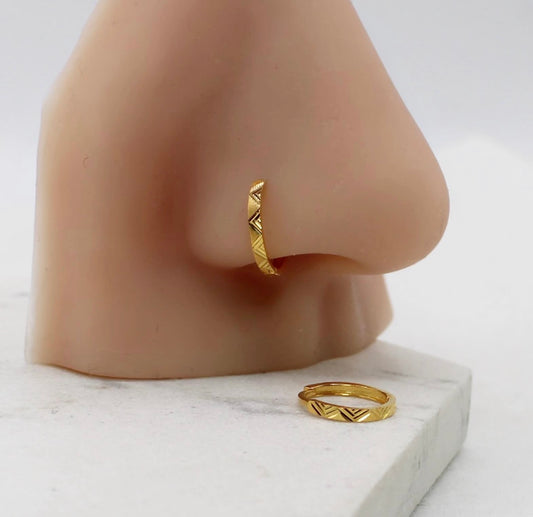 Thin Detailed Hoop | 8.5mm