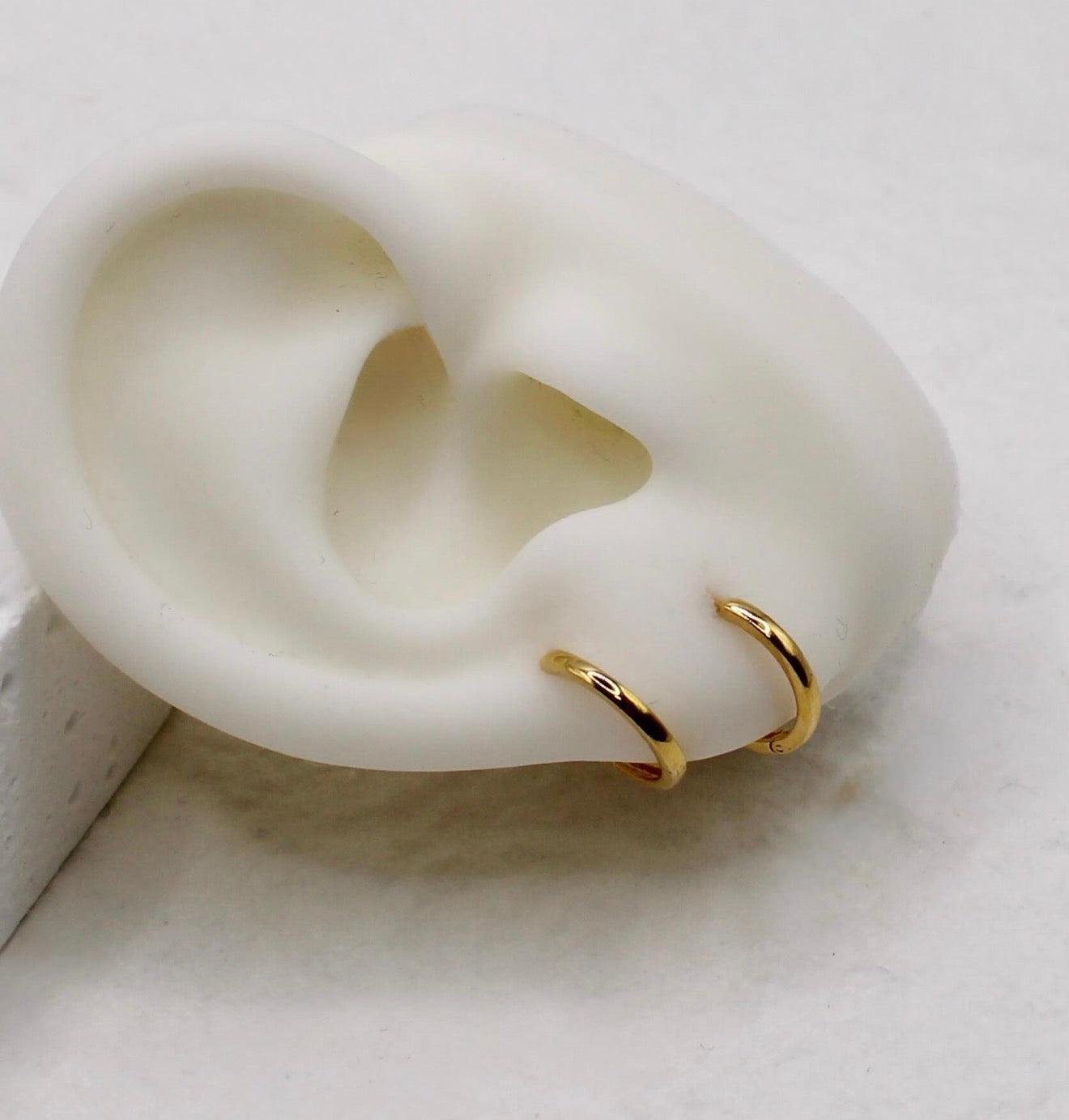Signature Gold Huggies | 9.5mm