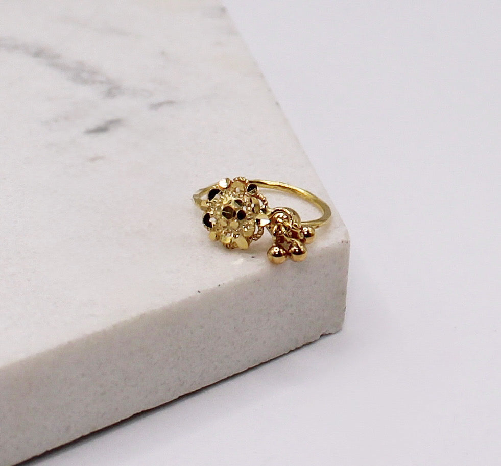 3-ball Dangle Flower Hoop | 9mm