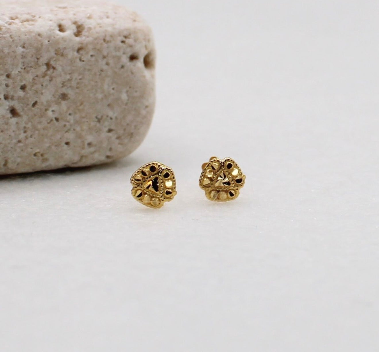 Small Golden Studs | 18carat