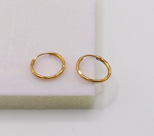 Lightweight Small Geo Hoops