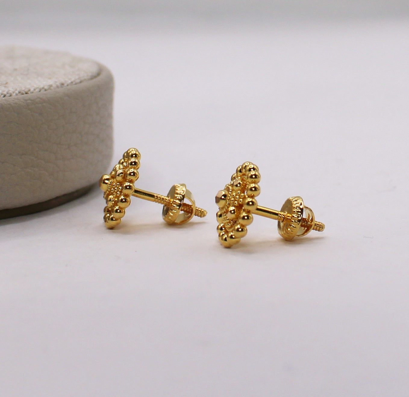 22carat Round Studs