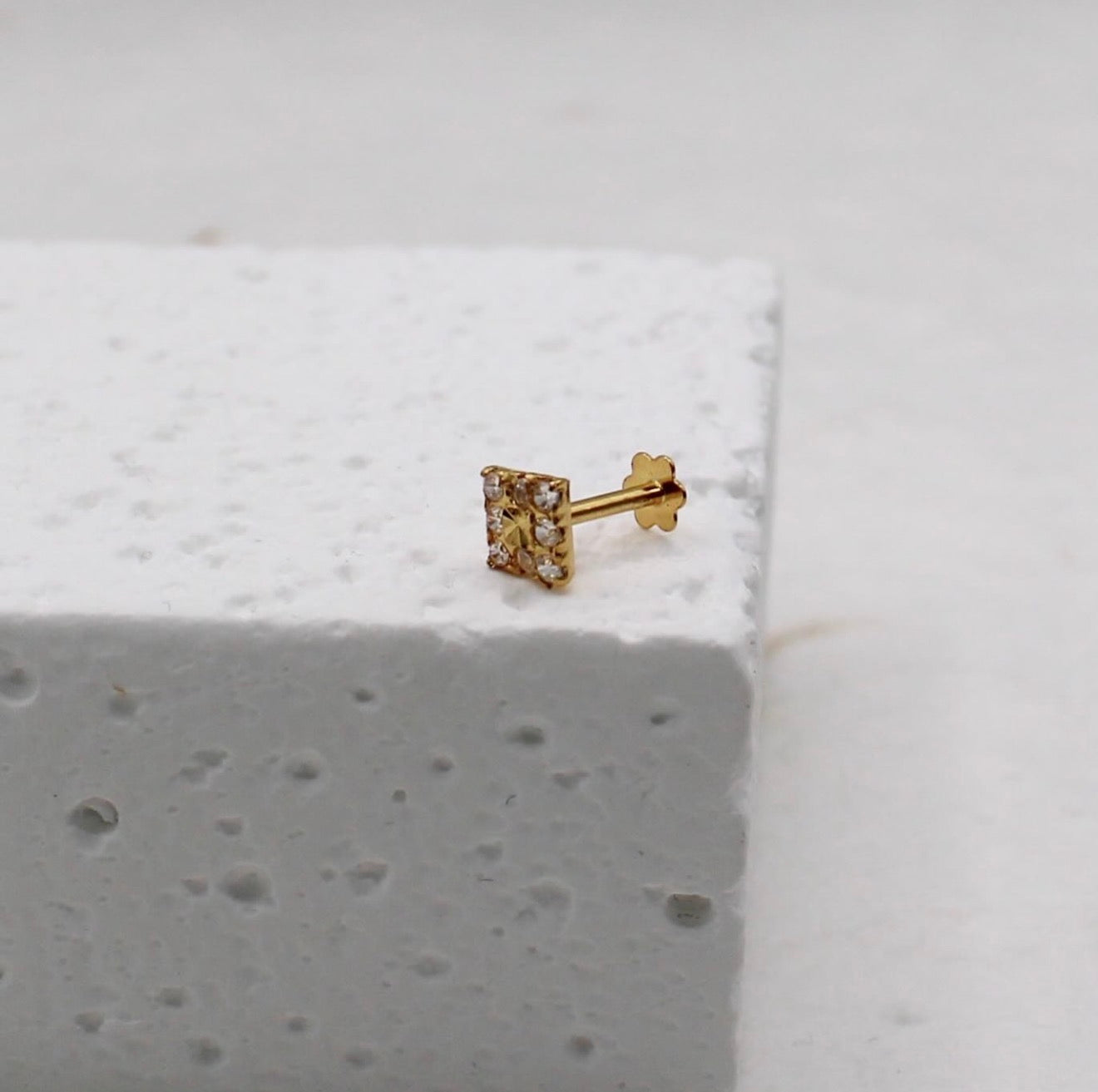 Gold Middle Square Stud