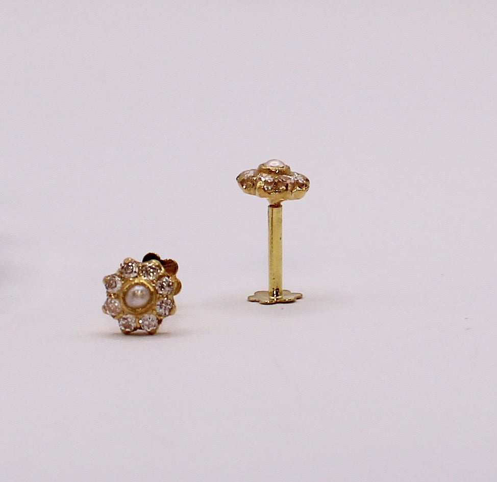 Pearl Flower Studs (pair)