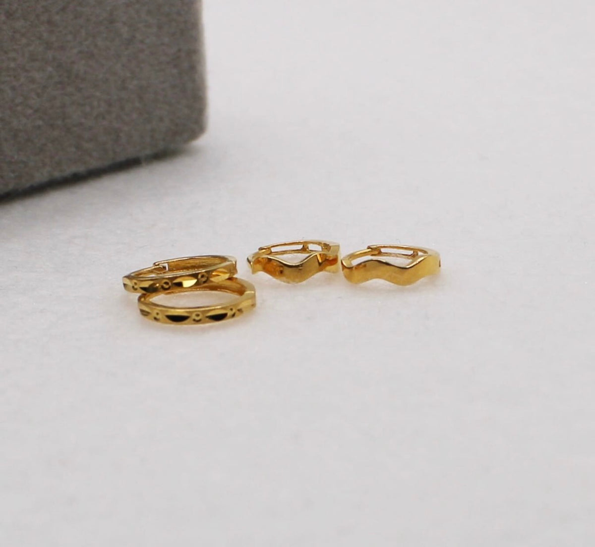 Everyday Huggies | 18carat