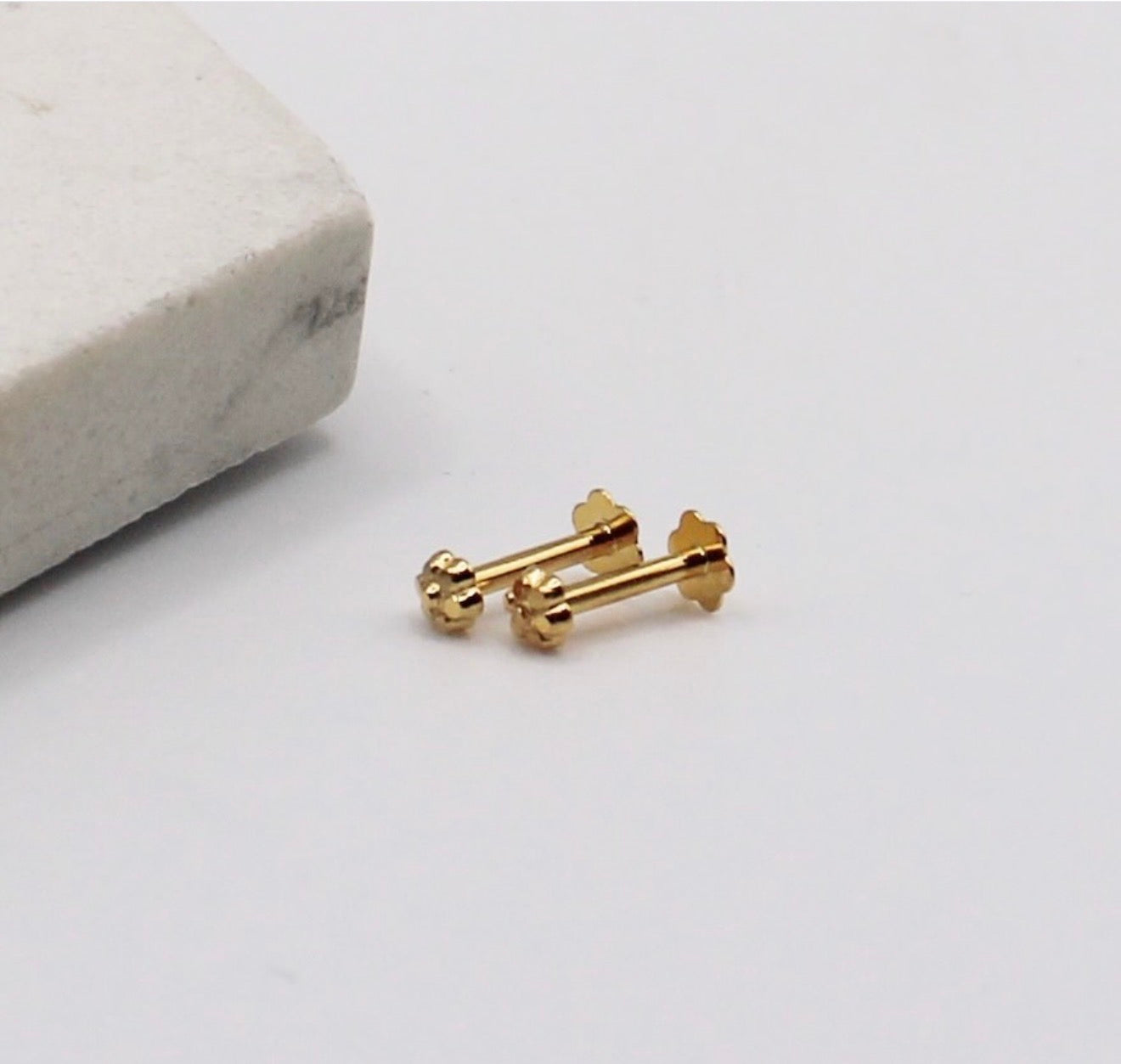 Flower Studs | 2.5mm