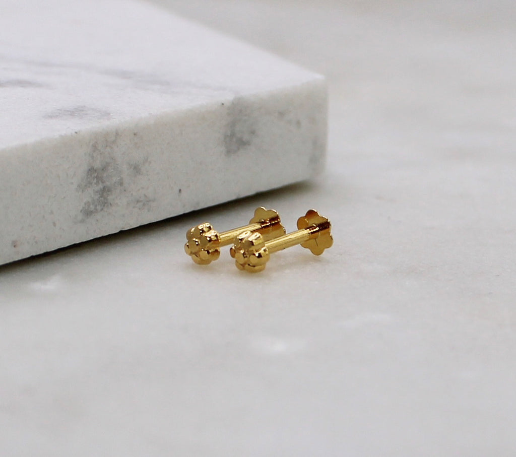 2.5mm Flower Studs