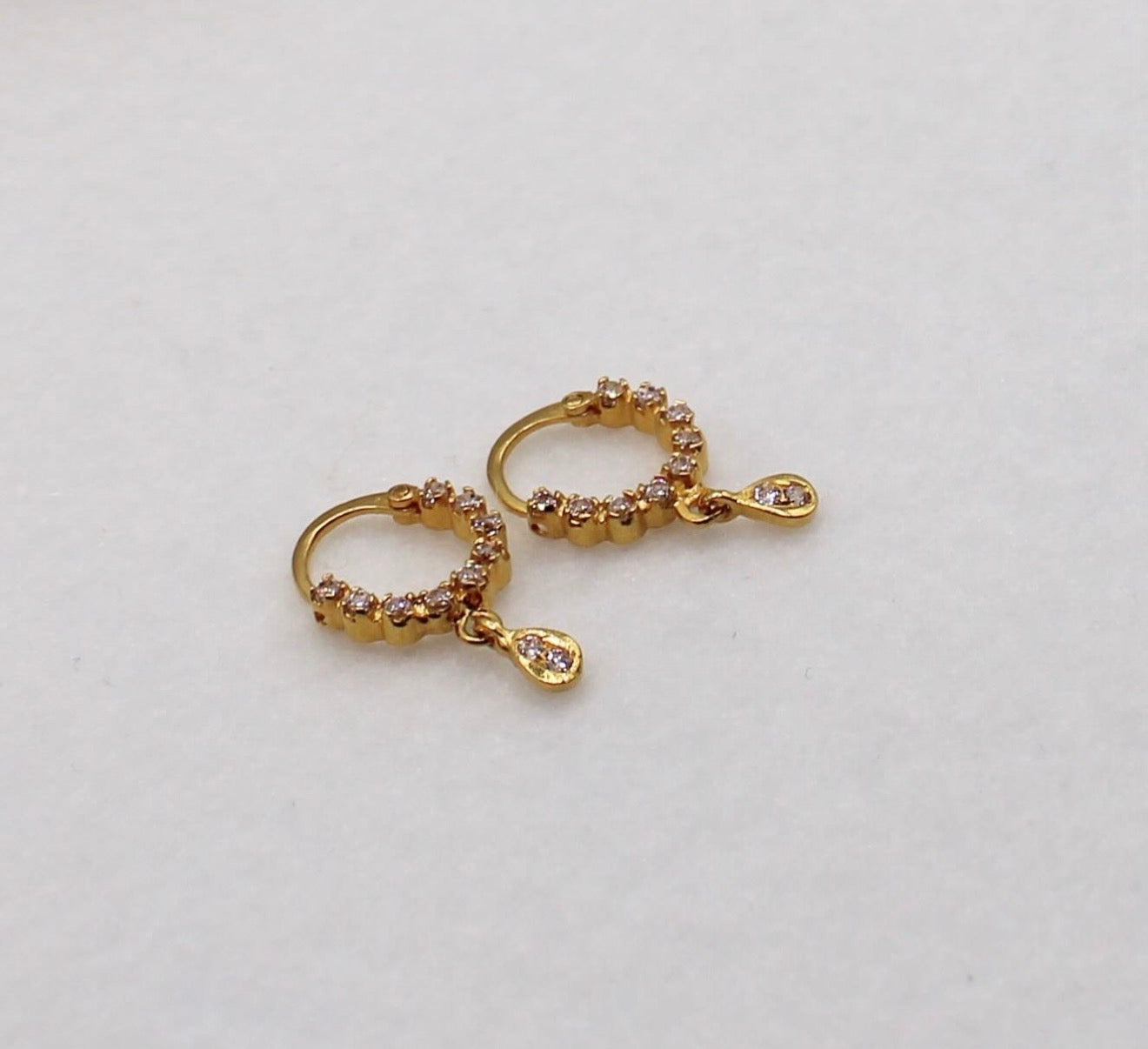 Tear-drop Hoops | 18carat