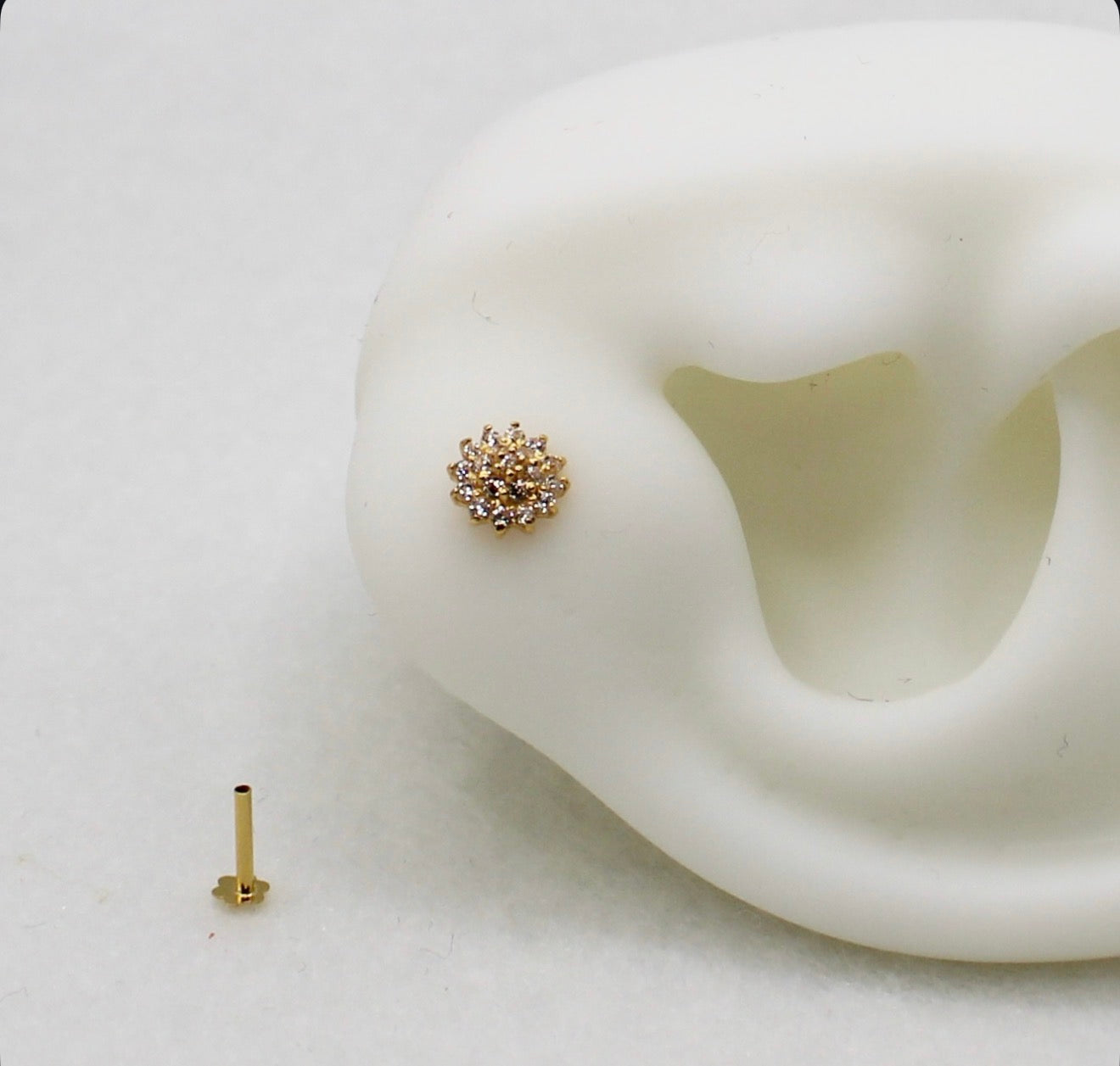 Clear Cluster Stud | 18carat