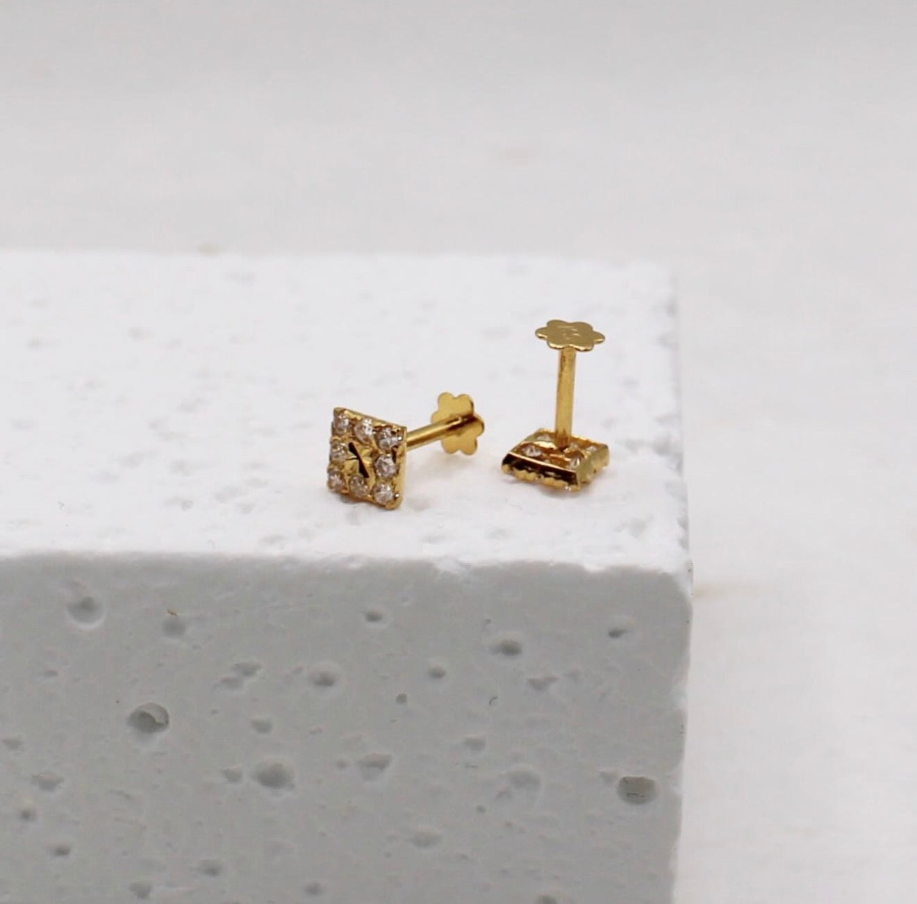 Gold Middle Square Studs