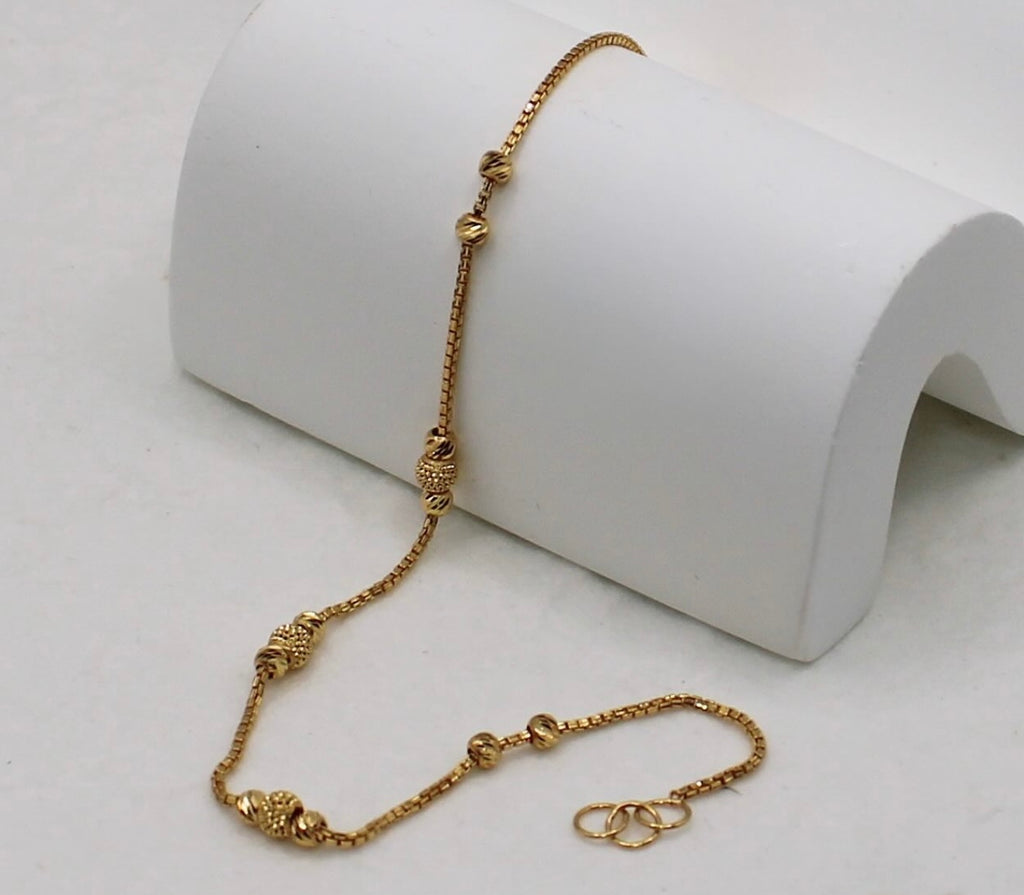 Dainty Beaded Bracelet