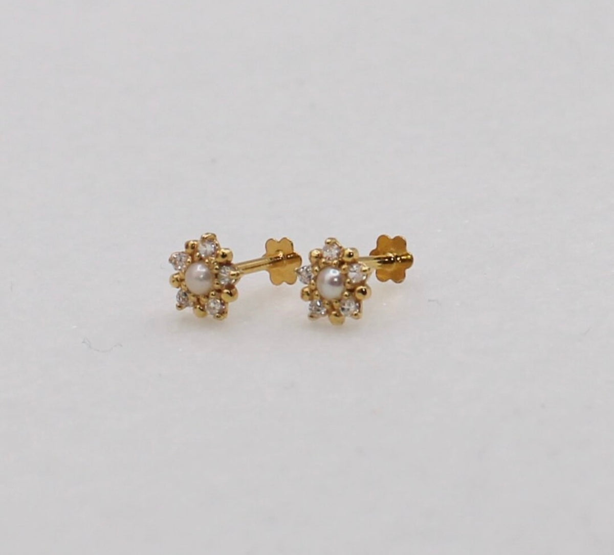 Sparkly Pearl Studs