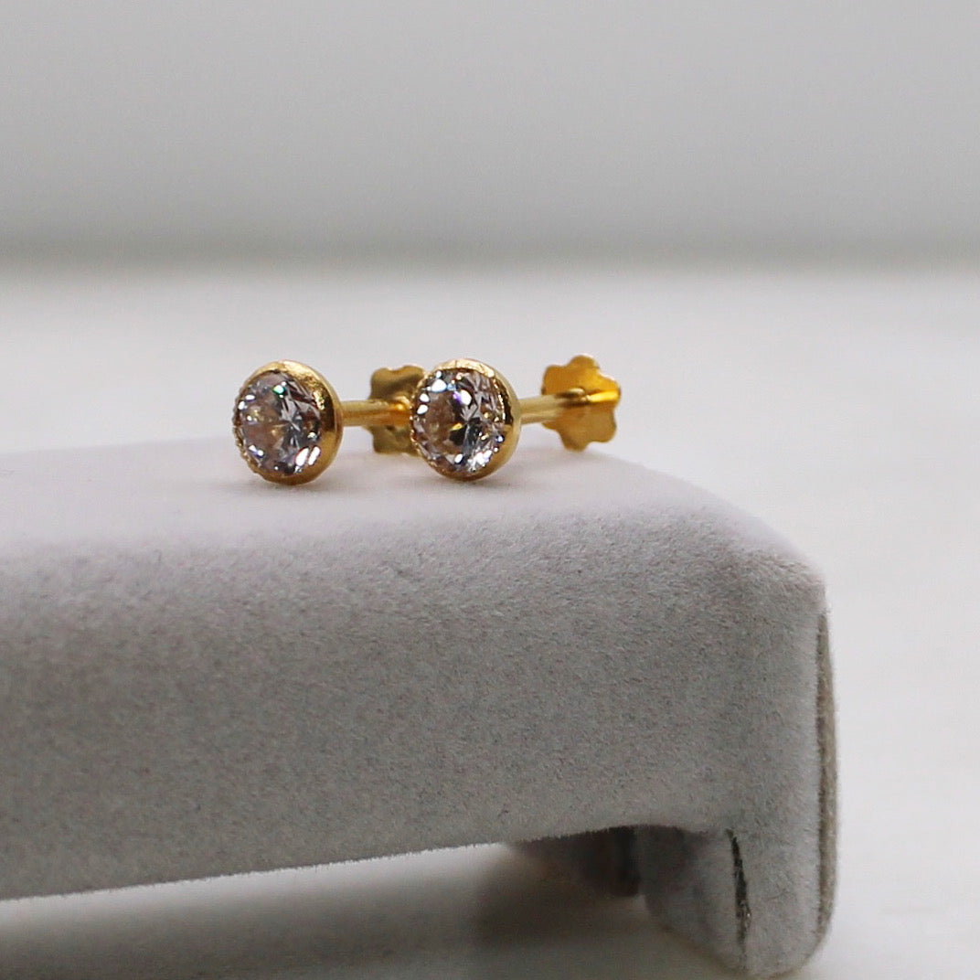 4mm Clean Round Studs